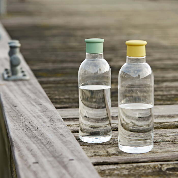 Бутылка для воды 0,75 л, светло-серая Drink It Rig-Tig by Stelton