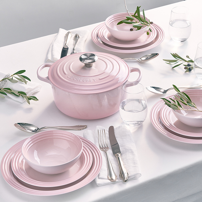 Тарелка для завтрака 21,8 см розовая Shell Pink Le Creuset